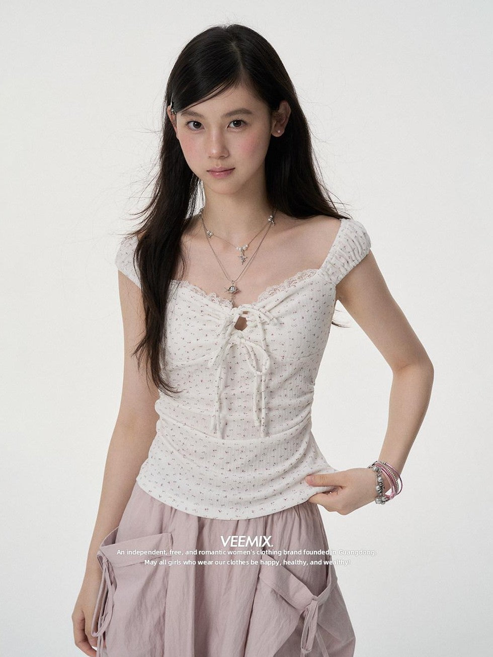 VEEMIX Ivory Puff Sleeve Floral Drawstring Cropped Women's Short Sleeve T-shirts