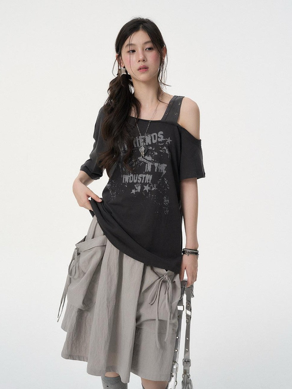 VEEMIX Letter Print Asymmetric Drop Shoulder Women's Lyocell Off-shoulder T-shirts