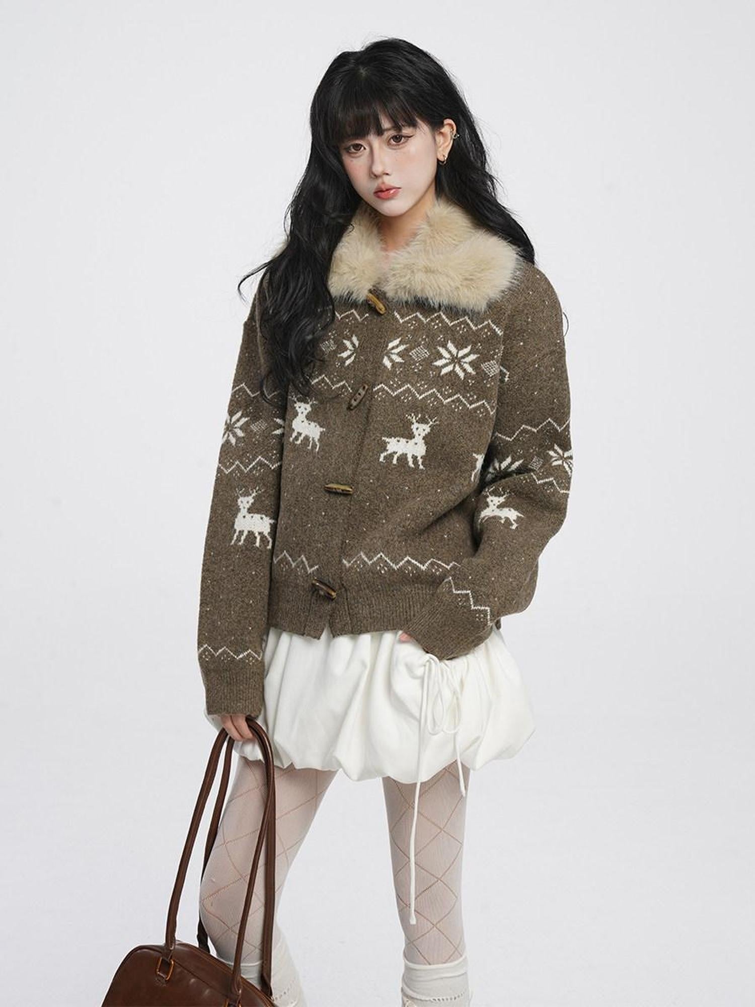 VEEMIX Maroon Fur Collar Buttoned Reindeer Bear Motif Women's Acrylic Cardigans