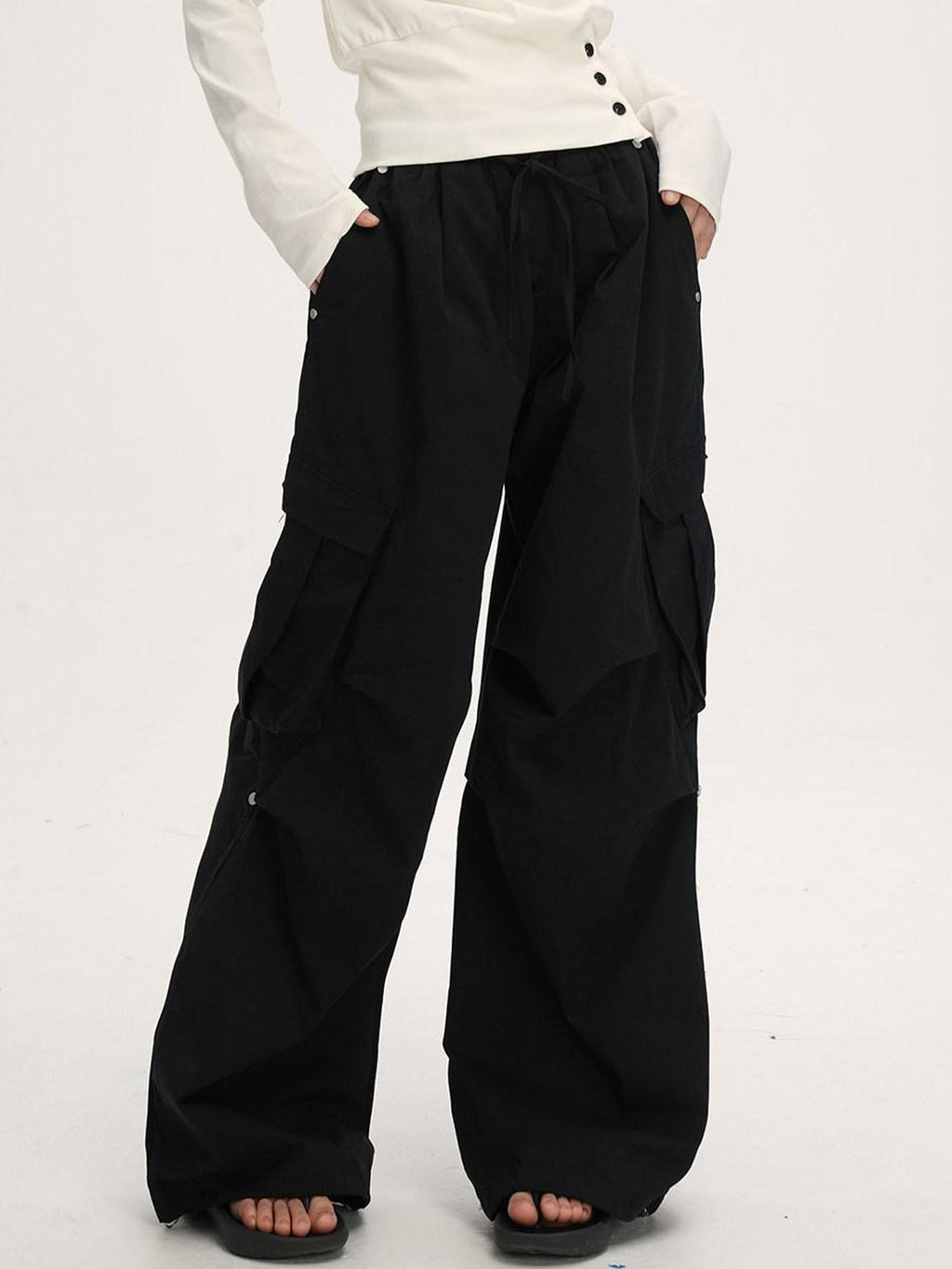 VEEMIX Relaxed Pleated Pocket Mid Low Waist Women's Other Fabric Cargo Pants