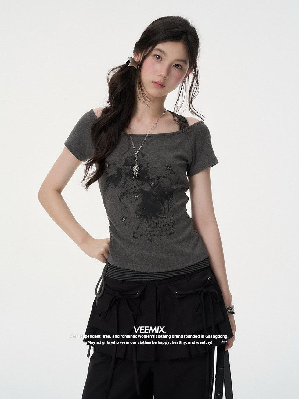 VEEMIX White Halter Fake Layered Drawstring Women's Off-shoulder T-shirts