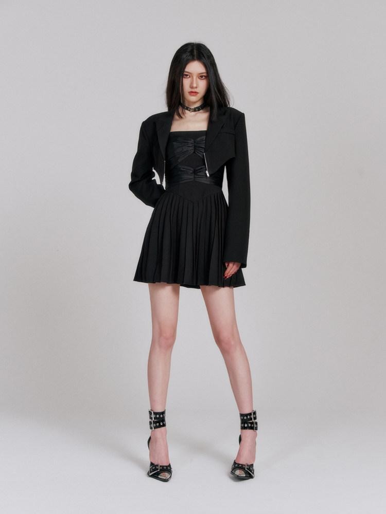 VOCK Black Zipper Notch Lapel Structured Women's Polyester Blend Cropped Jackets