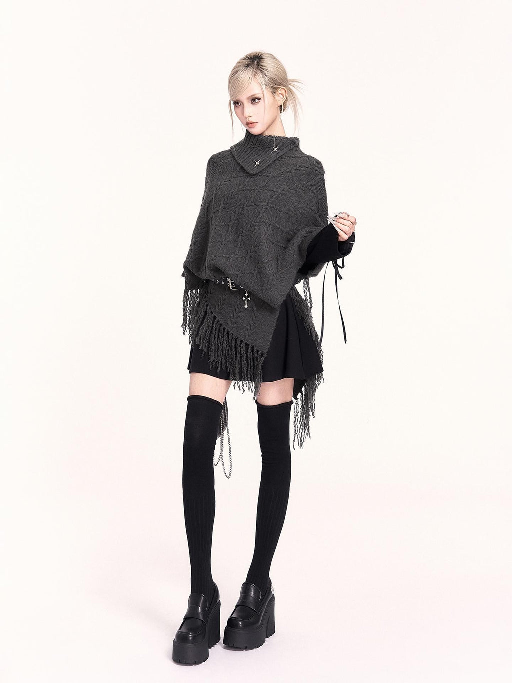 VOCK Irregular Fringe High Neck Sleeveless Women's Knit Sweaters