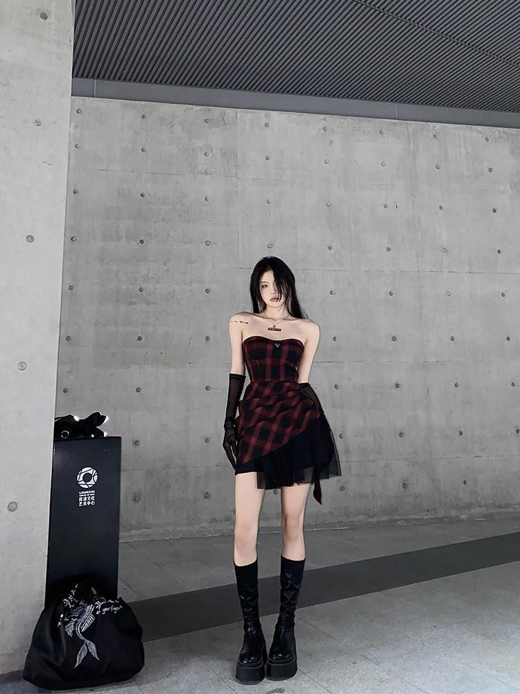 VOCK Red Black Check Asymmetric Strapless Waist Cinched Women's Tube Mini Dresses
