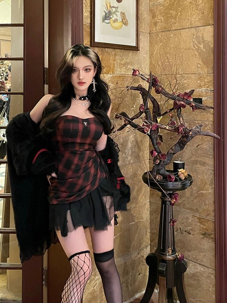 VOCK Red Black Check Asymmetric Strapless Waist Cinched Women's Tube Mini Dresses