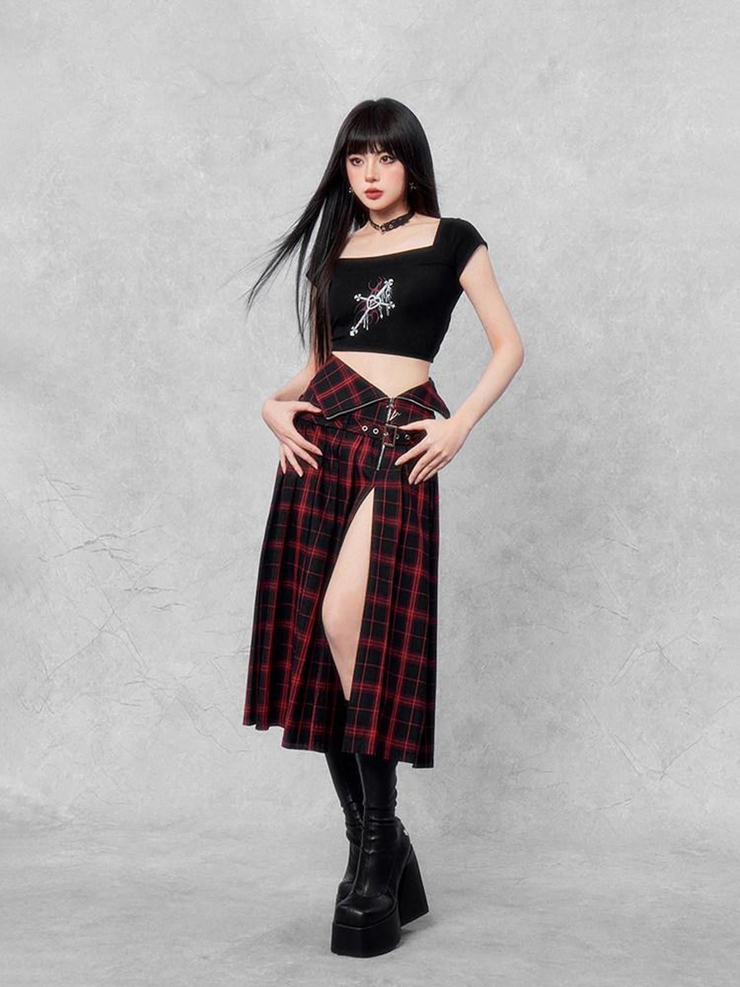 VOCK Red Black Plaid Zipper Foldover Waist Front Slit Women's Cotton Pleated Skirts