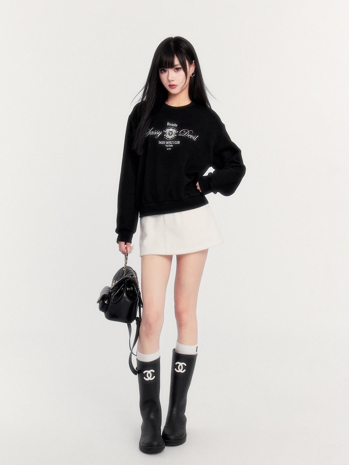 VOCK Retro Collegiate Letter Print Cropped Fleece Women's Polyester Blend Sweatshirts