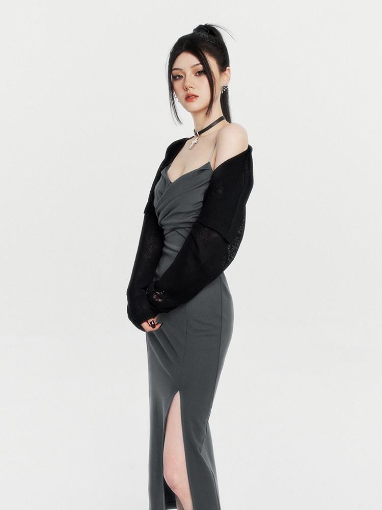 VOCK Textured Heart Cutout V-neck Knit Cropped Women's Acrylic Boleros & Shrugs