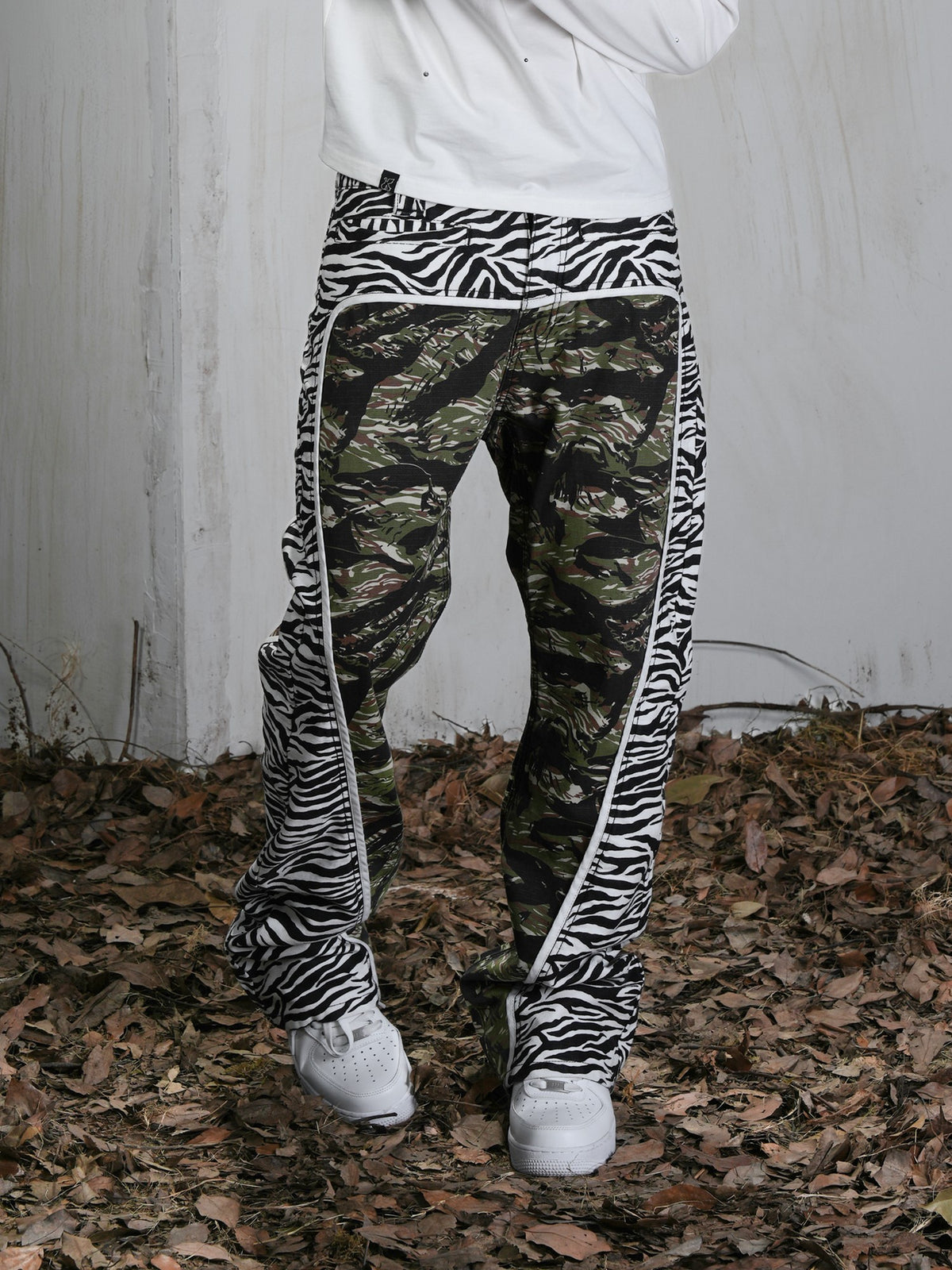 Vinkid Camouflage Patchwork Women's Cotton Straight-leg Jeans