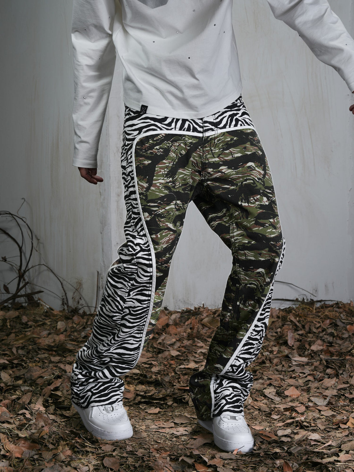 Vinkid Camouflage Patchwork Women's Cotton Straight-leg Jeans