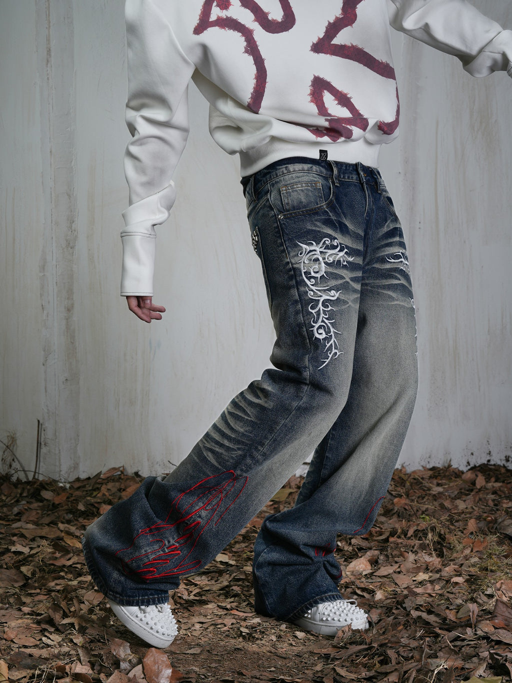 Vinkid Embroidered Washed Distressed Women's Cotton Wide-leg Jeans