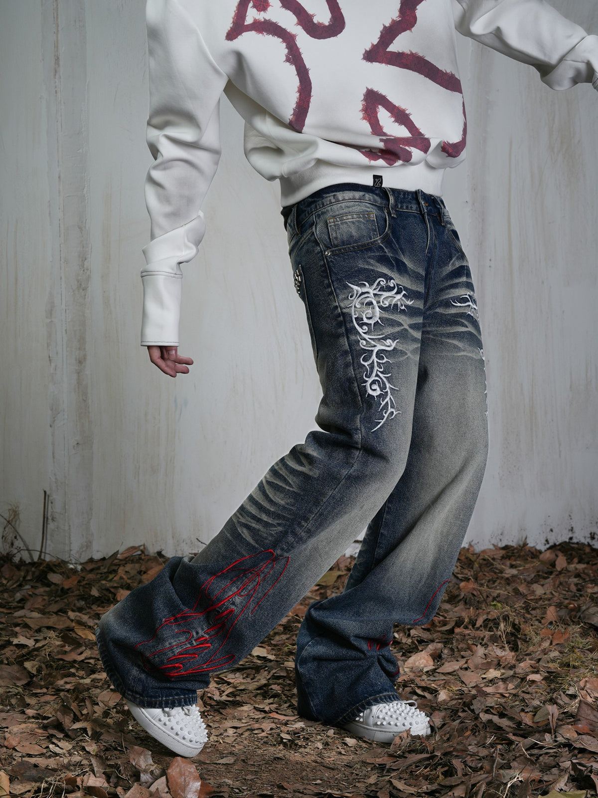 Vinkid Embroidered Washed Distressed Women's Cotton Wide-leg Jeans
