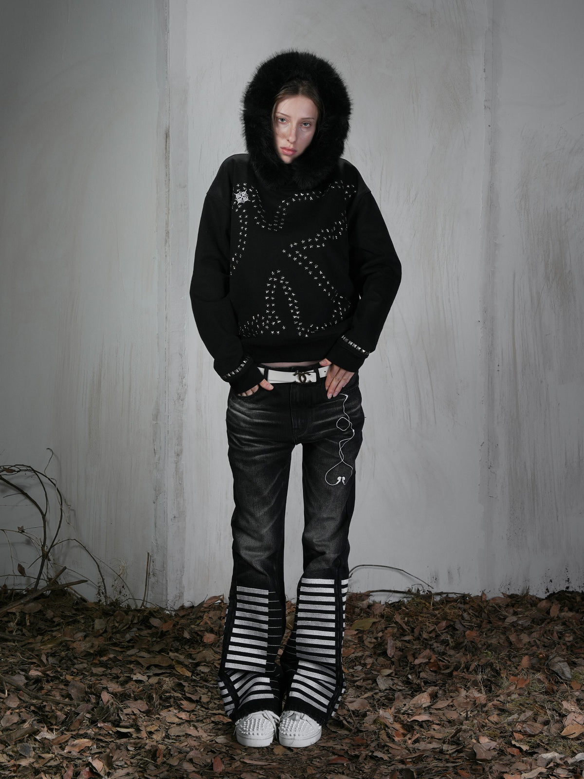 Vinkid Studded Dove Graphic American Style Women's Cotton Hoodies