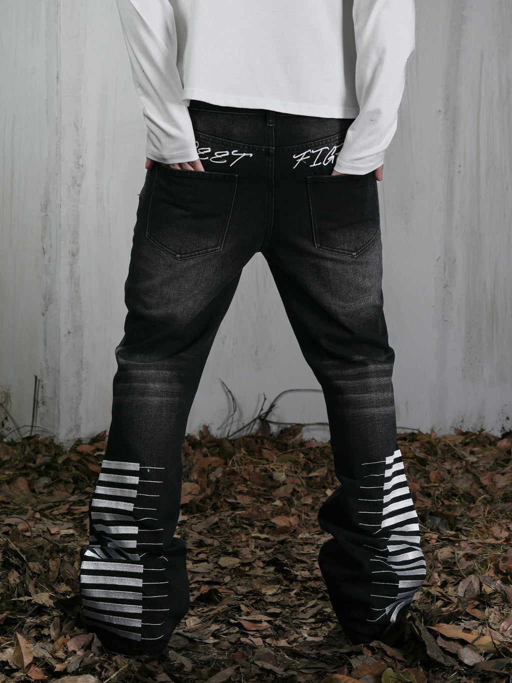 Vinkid Washed Distressed Piano Key Loose Fit Women's Cotton Straight-leg Jeans