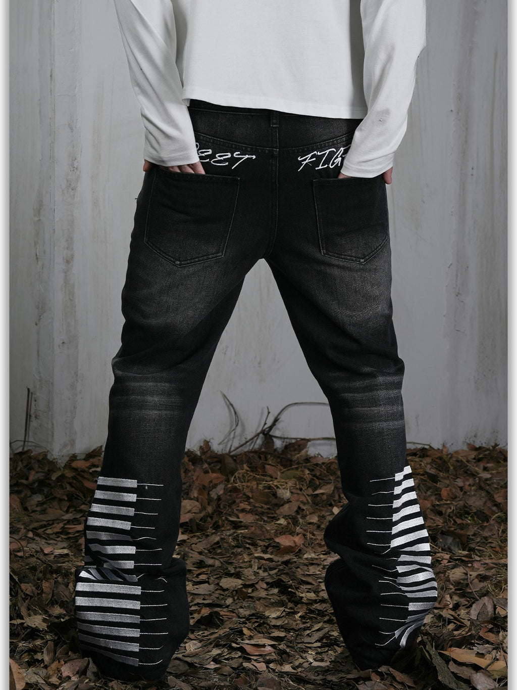Vinkid Washed Distressed Piano Key Loose Fit Women's Cotton Straight-leg Jeans