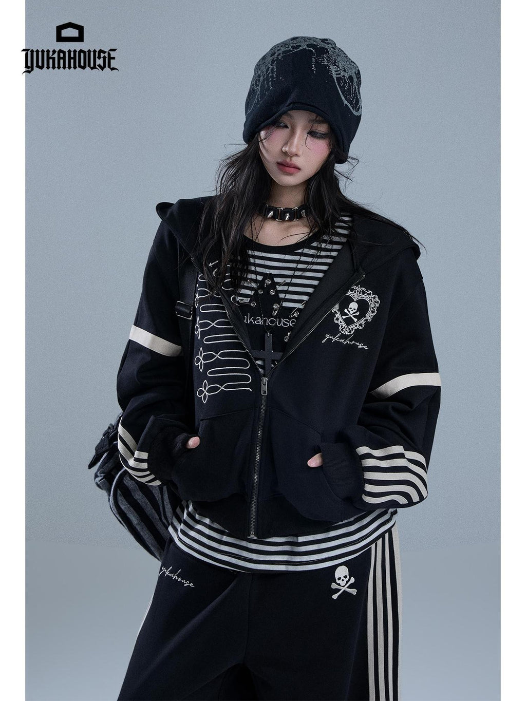 YUKAHOUSE American Gothic Striped Embroidered Women's Cotton Blend Zip-up Hoodies