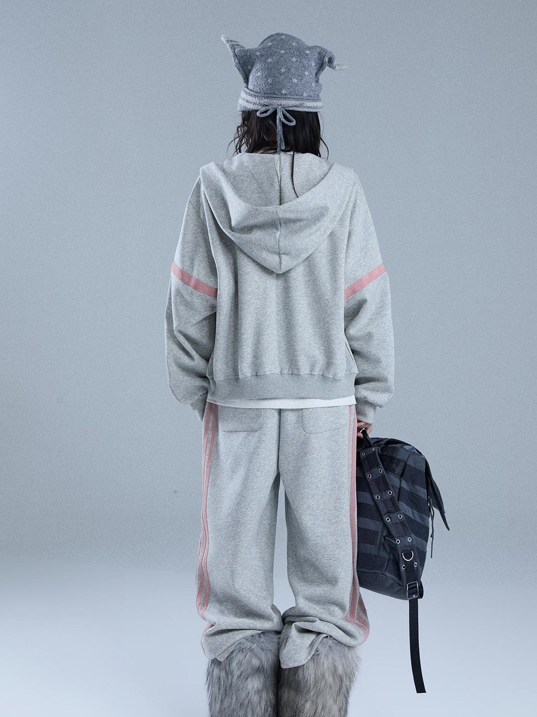 YUKAHOUSE American Gothic Striped Embroidered Women's Cotton Blend Zip-up Hoodies