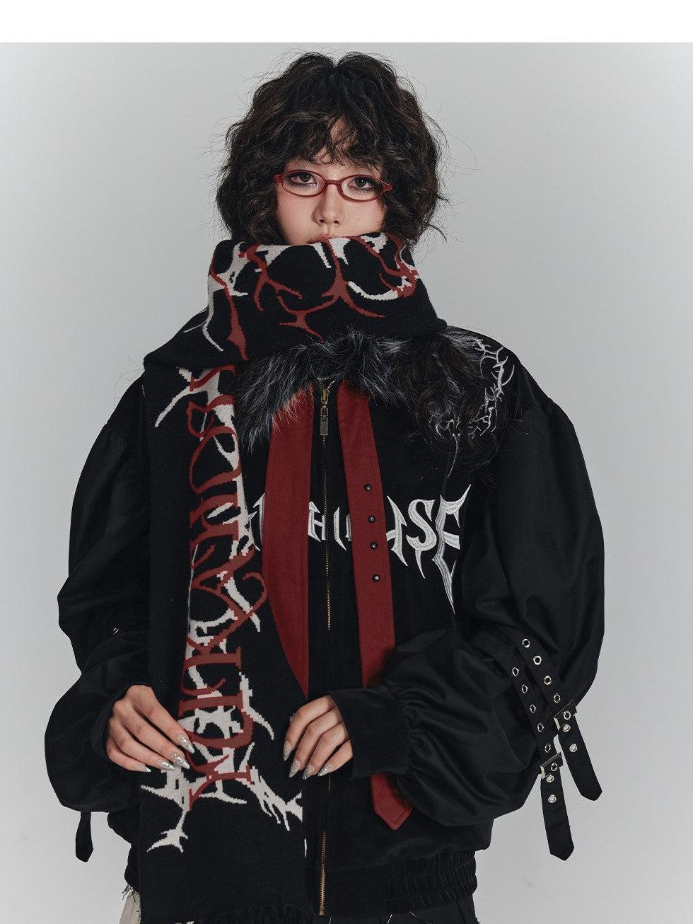 YUKAHOUSE Black American Embroidered Fur Collar Loose Women's Cotton Puffer Jackets