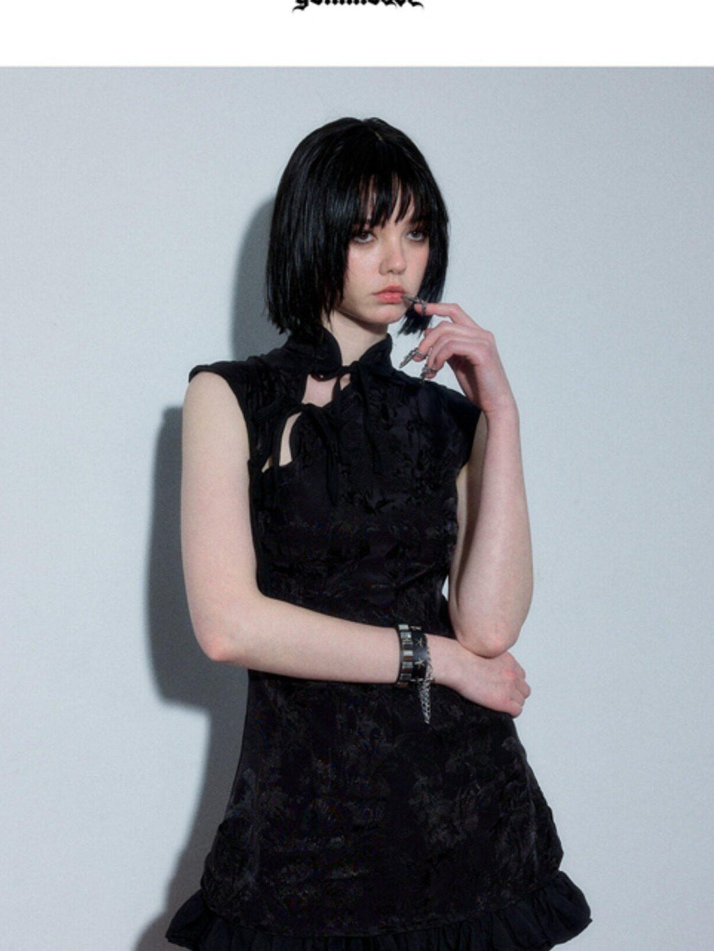YUKAHOUSE Black Chinese Stand Collar Sleeveless Zipper Women's Bodycon Mini Dresses