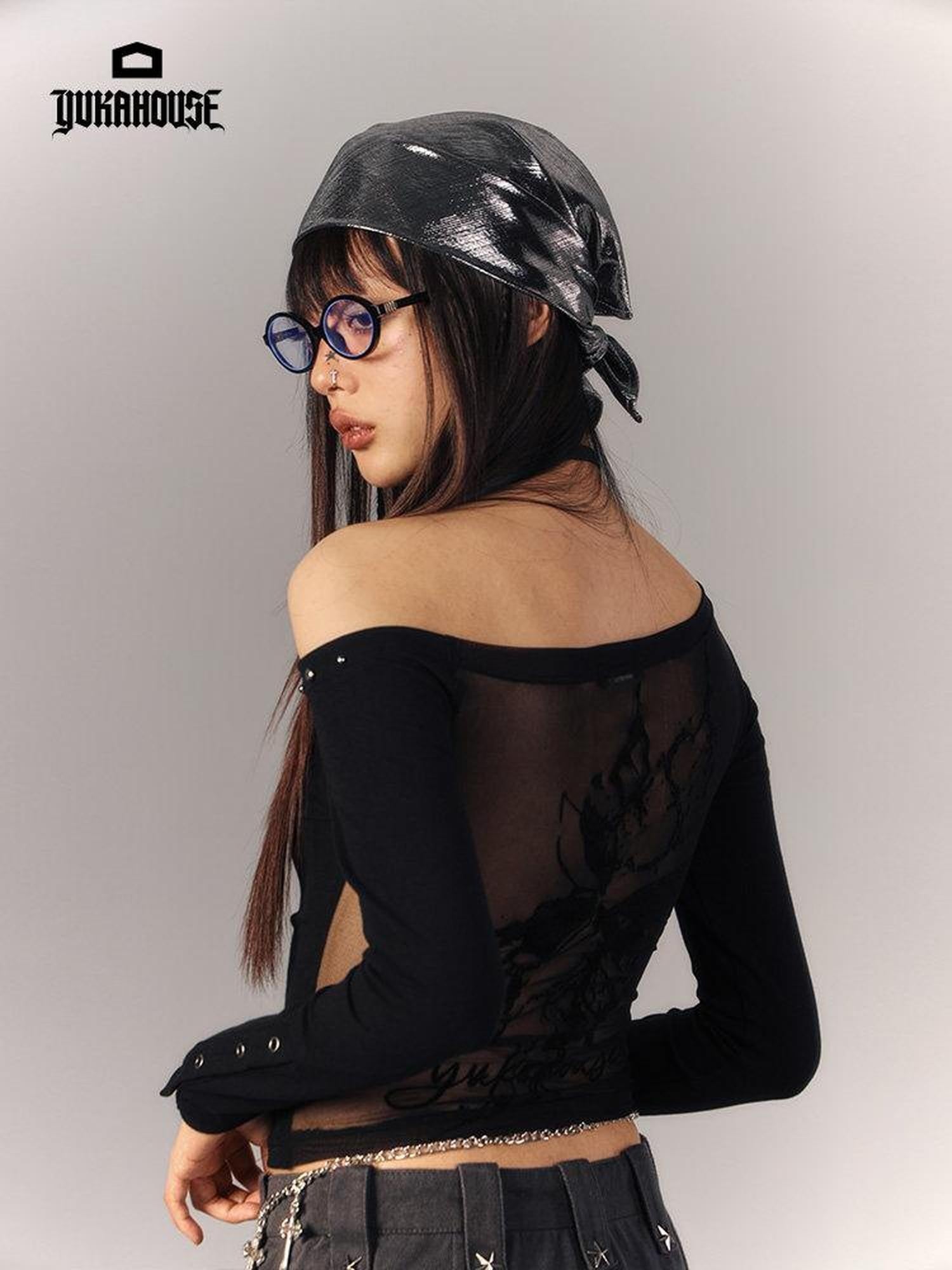 YUKAHOUSE Black Cropped Sheer Back Slim Women's Viscose Blend Long Sleeve T-shirts