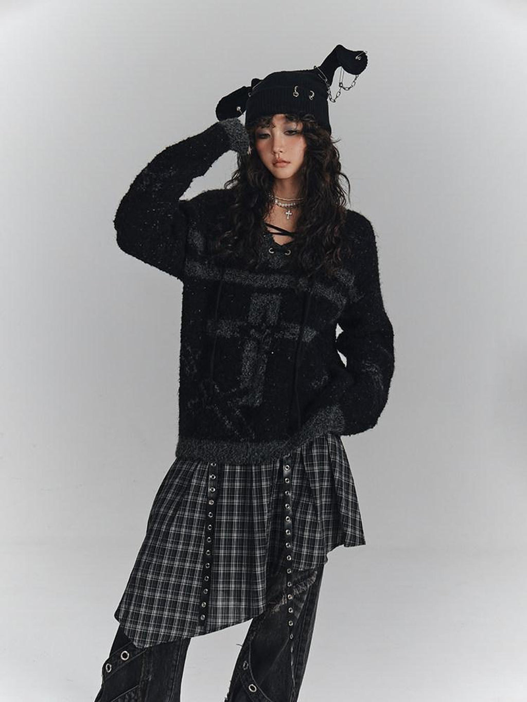 YUKAHOUSE Black Cross Drawstring V-neck Loose Women's Wool Blend Pullover Sweaters