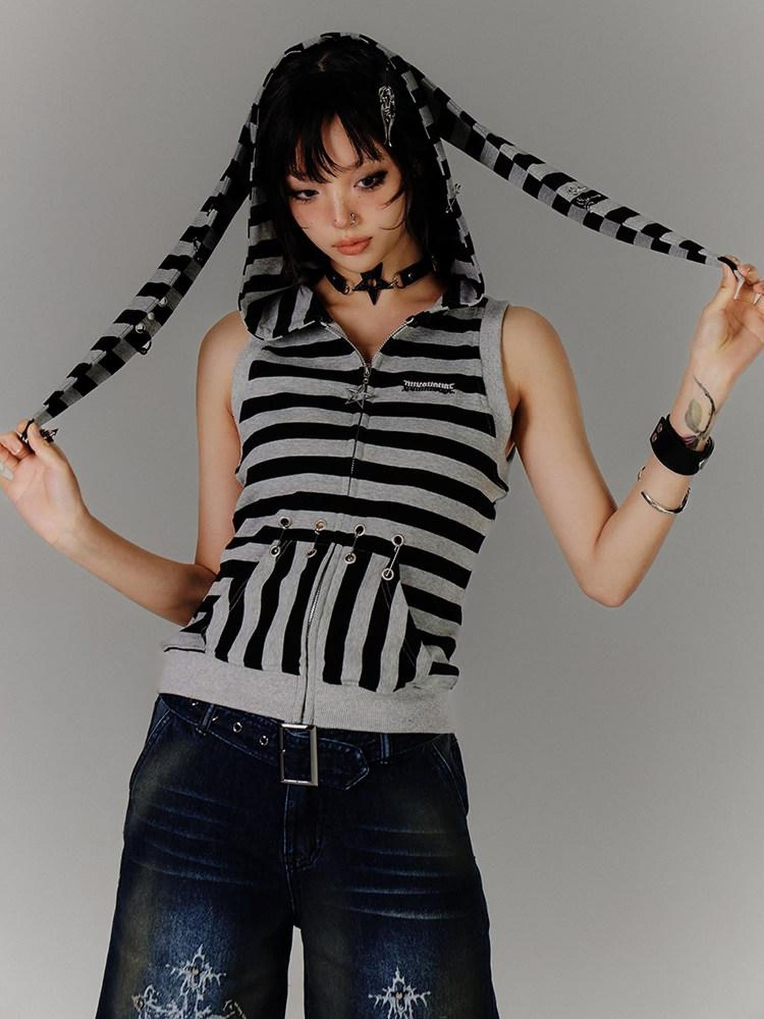 YUKAHOUSE Black Grey Rabbit Ear Striped Vintage Loose Women's Cotton Blend Tank Tops