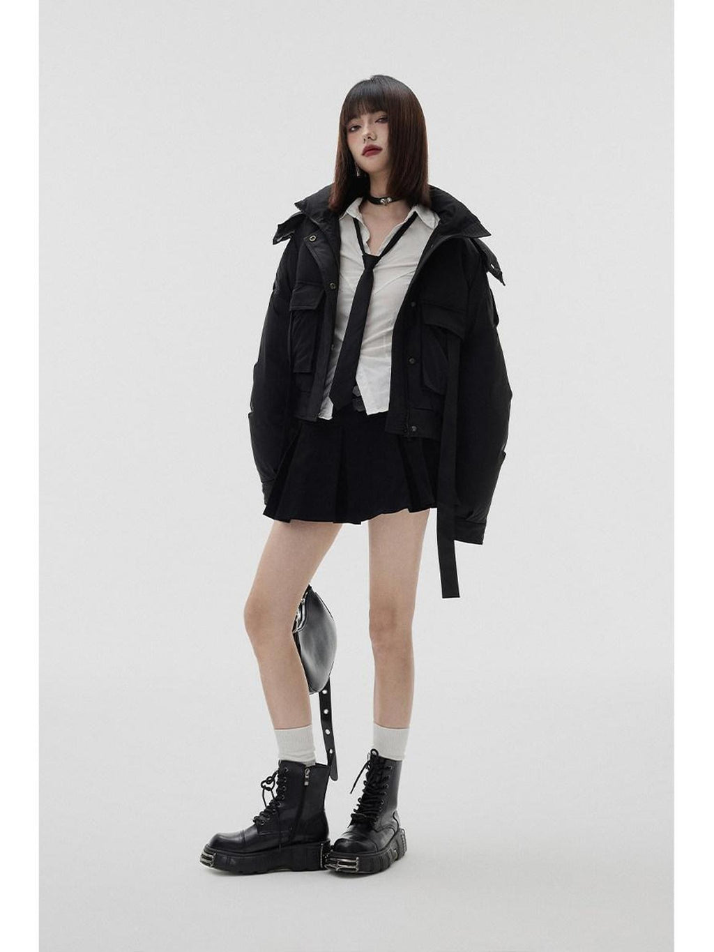 YUKAHOUSE Black Stand Collar Short Loose Tie Zipper Women's Duck Down Down Jackets