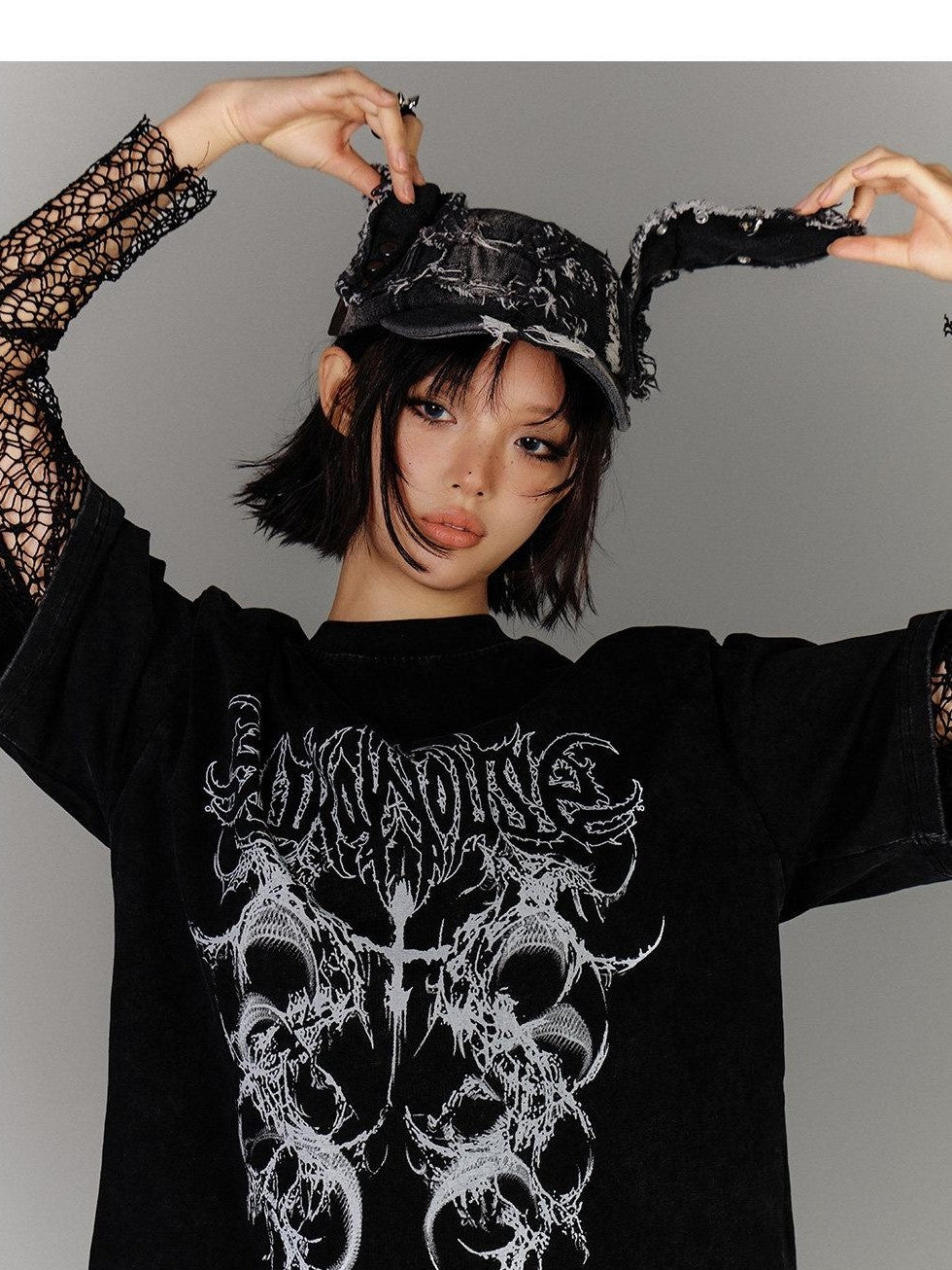 YUKAHOUSE Black White Distressed Oversized Punk Women's Cotton Short Sleeve T-shirts