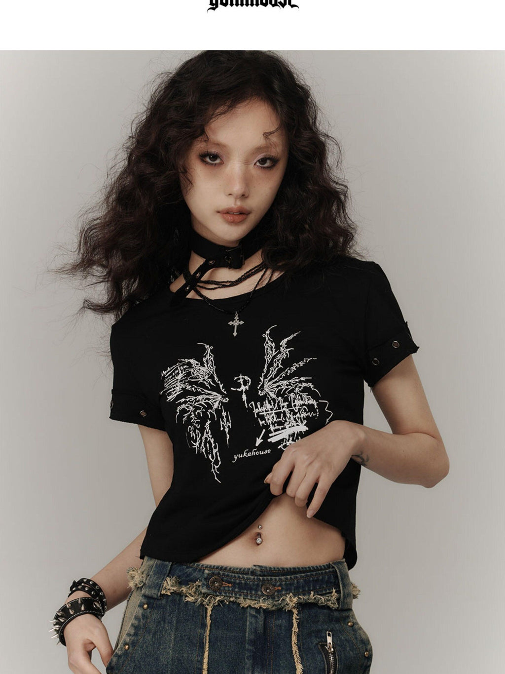 YUKAHOUSE Black Wing Print Short Sleeve Fitted Women's Cotton Crop Tops