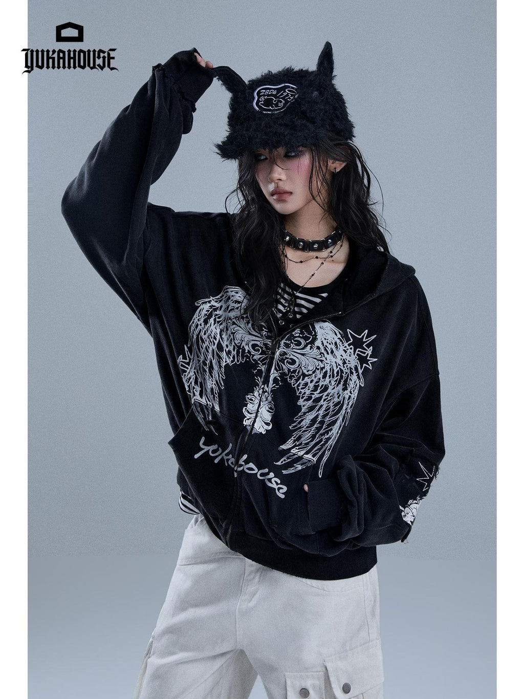 YUKAHOUSE Distressed Angel Wings Print Dark Women's Cotton Zip-up Hoodies