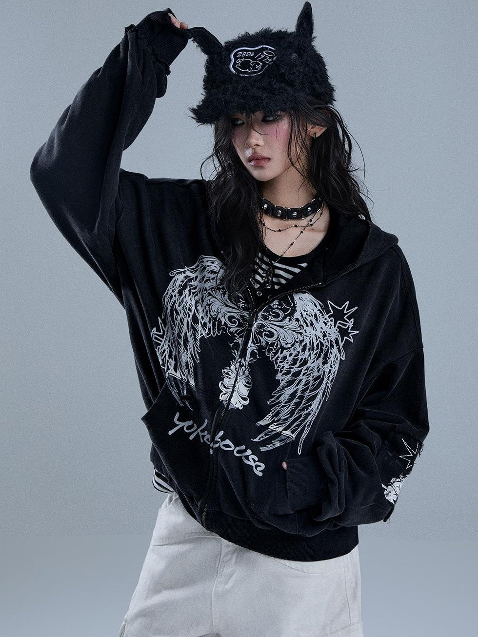 YUKAHOUSE Distressed Angel Wings Print Dark Women's Cotton Zip-up Hoodies