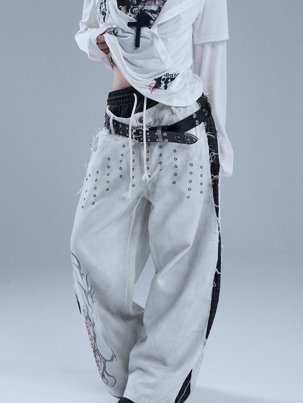 YUKAHOUSE Distressed Faux Layered Raw Hem Letter Print Women's Cotton Straight-leg Pants