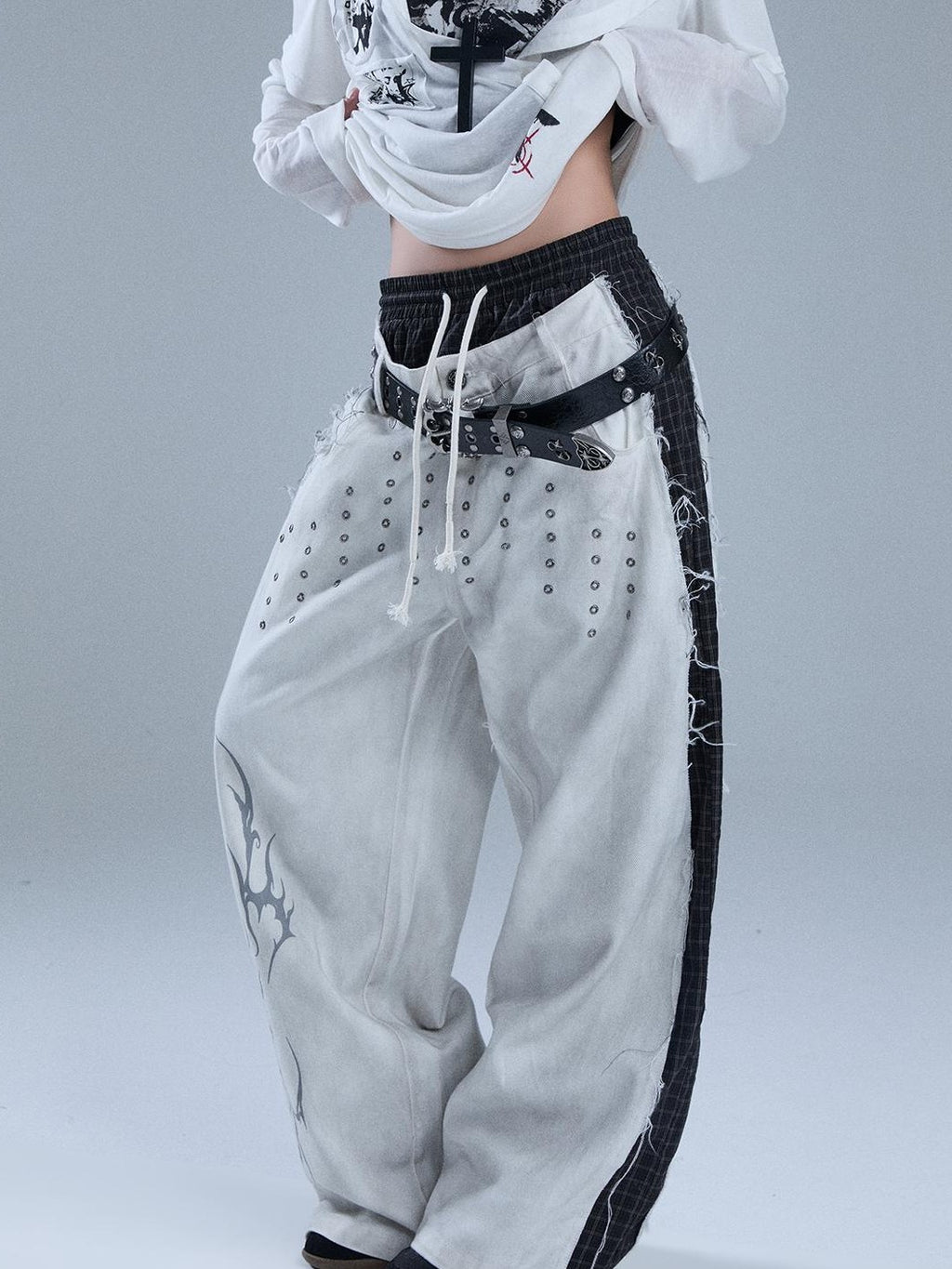 YUKAHOUSE Distressed Faux Layered Raw Hem Letter Print Women's Cotton Straight-leg Pants