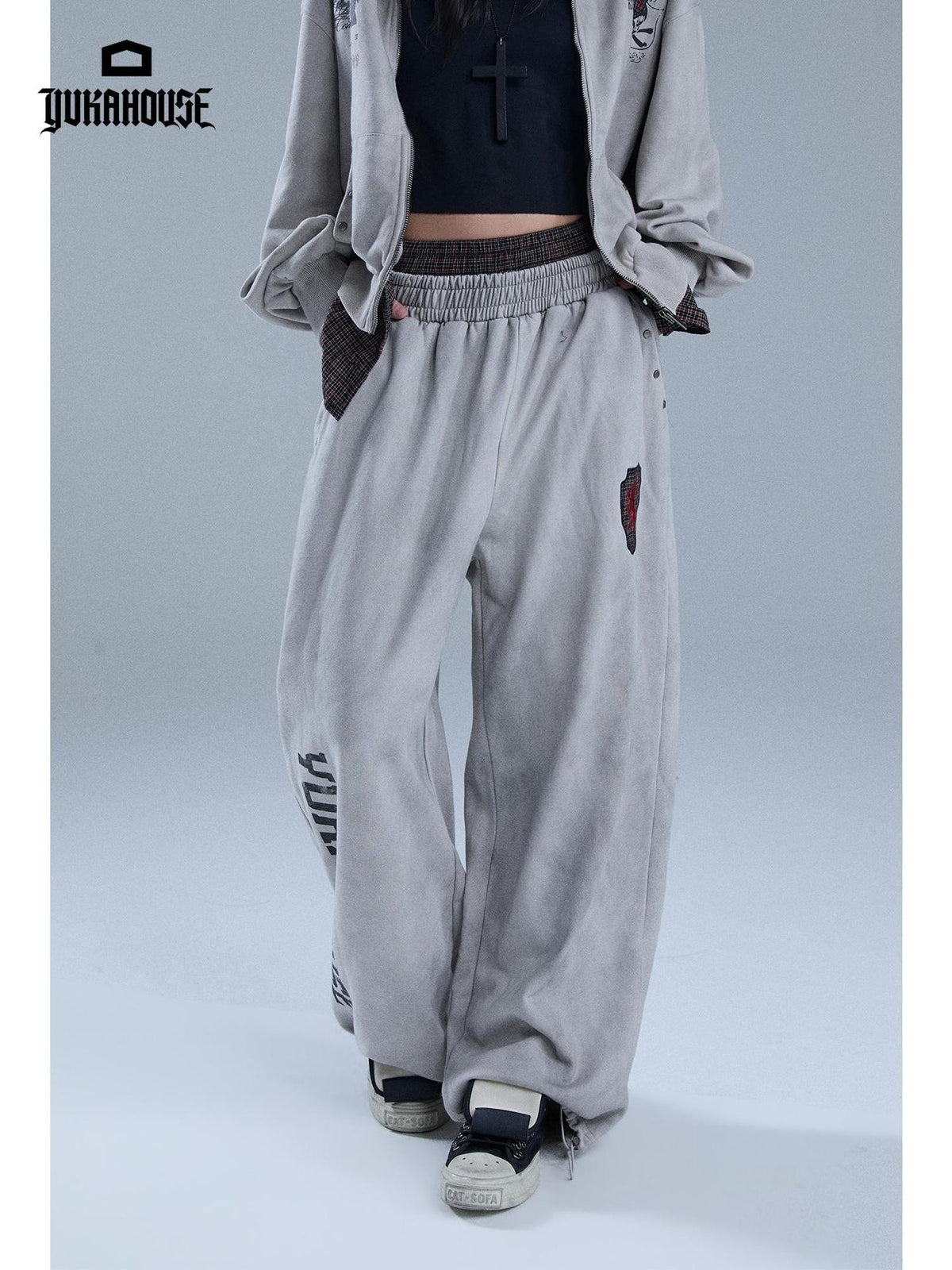 YUKAHOUSE Distressed Graphic American Style Women's Cotton Wide-leg Pants