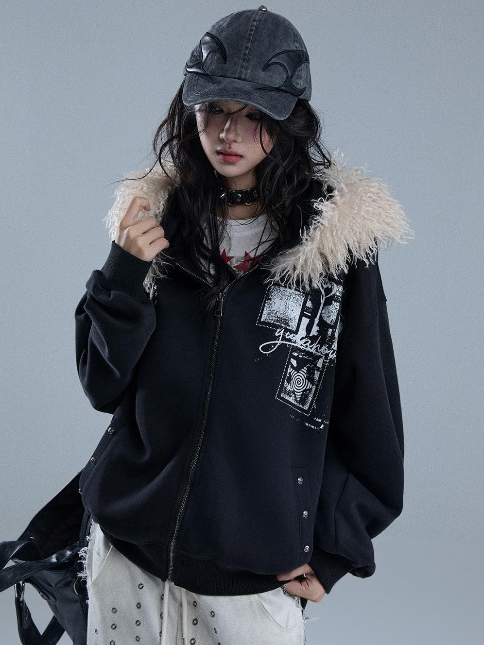YUKAHOUSE Faux Fur Trim Hooded Punk Print Women's Cotton Blend Zip-up Hoodies