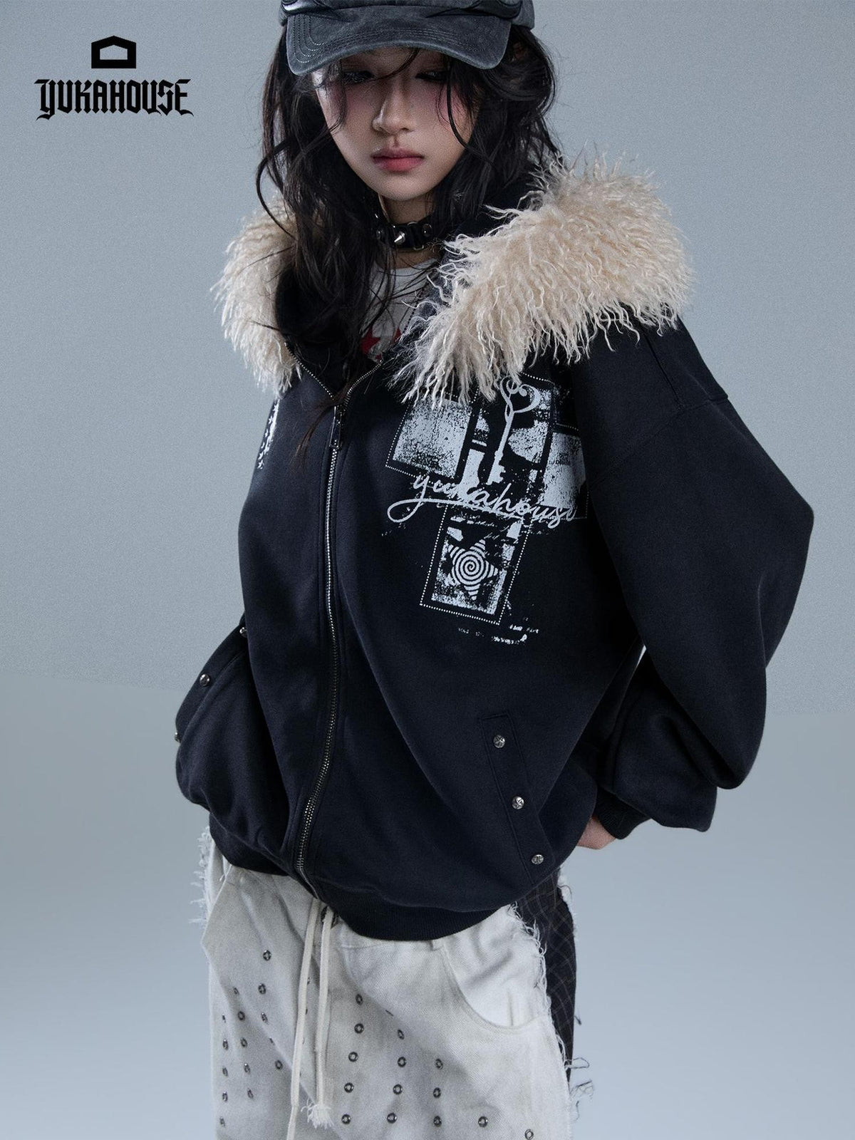 YUKAHOUSE Faux Fur Trim Hooded Punk Print Women's Cotton Blend Zip-up Hoodies