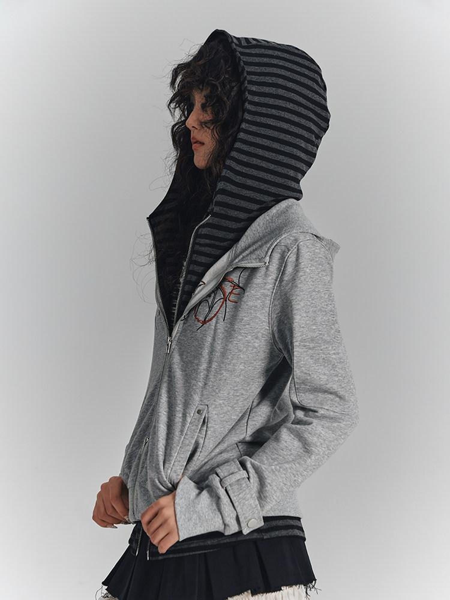 YUKAHOUSE Gray Embroidered Double Zipper Striped Layered Women's Cotton Zip-up Hoodies