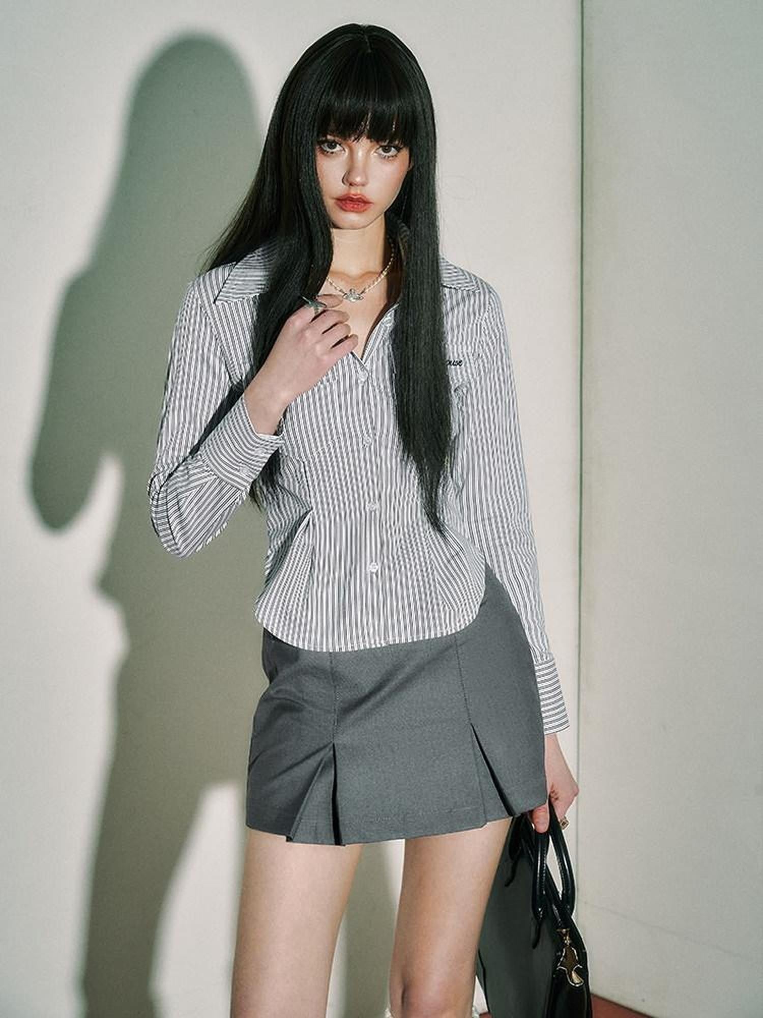 YUKAHOUSE Gray Hip Hugging A Line Collegiate Women's Polyester Cotton Pleated Skirts