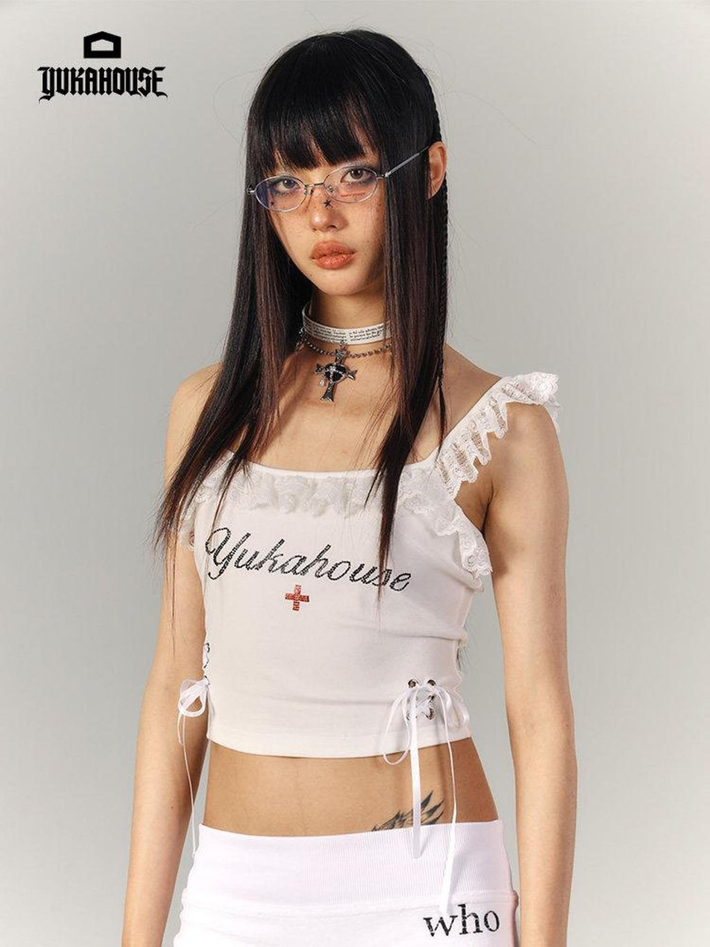 YUKAHOUSE Lace Embroidered Cropped Spaghetti Strap Women's Cotton Spandex Camisoles