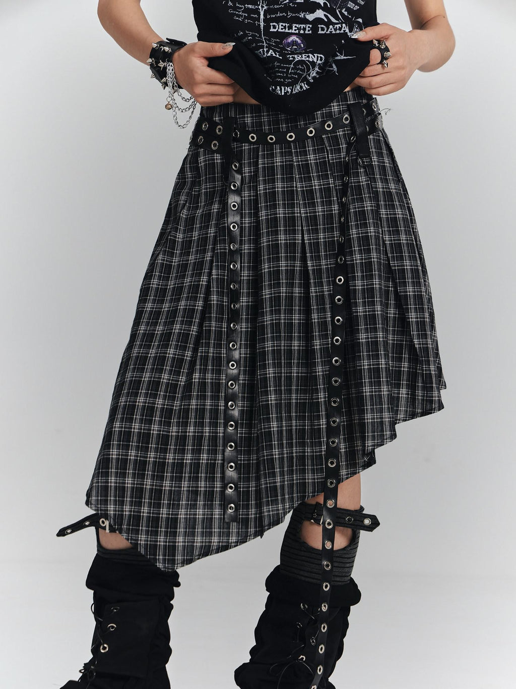 YUKAHOUSE Plaid Asymmetrical Gothic Punk High Waist Women's Cotton A-line Skirts