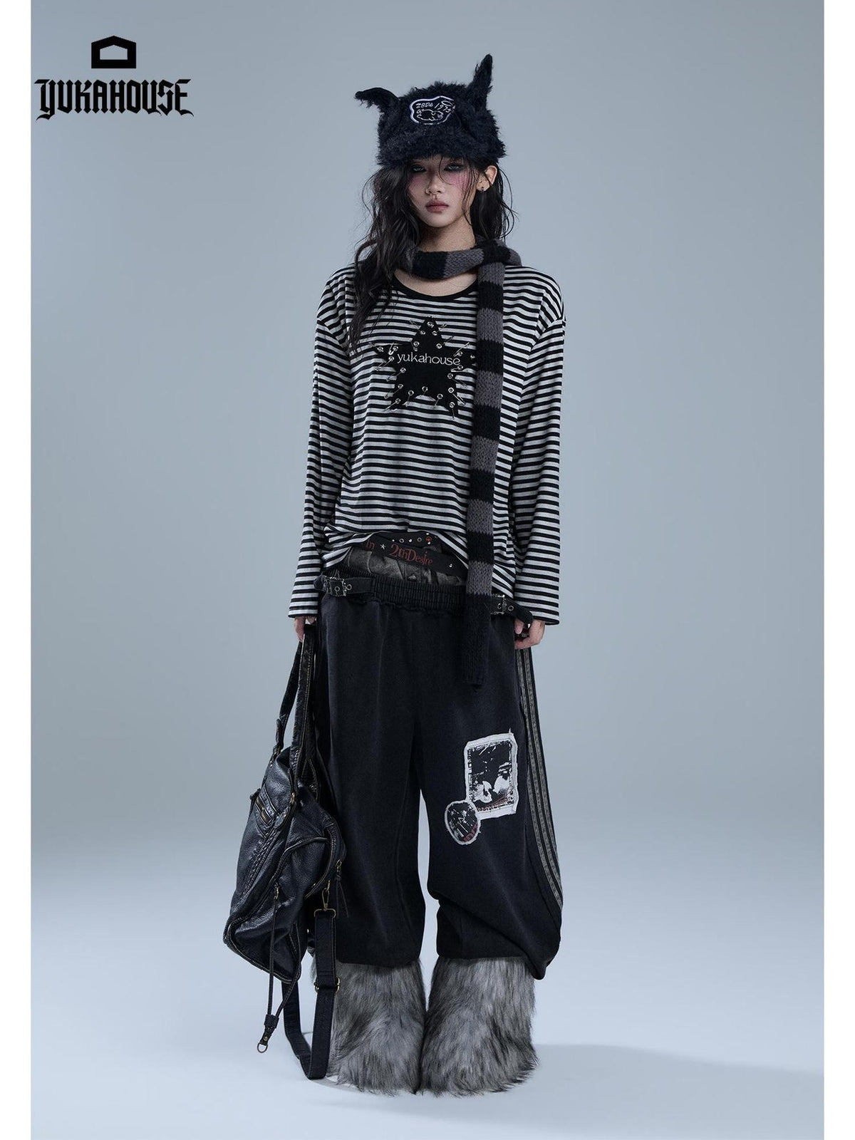 YUKAHOUSE Punk Pin Embroidered Striped Loose Fit Women's Poly Cotton Long Sleeve T-shirts