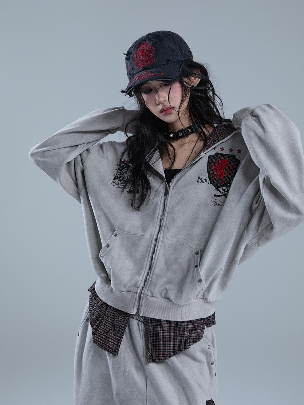 YUKAHOUSE Vintage Distressed Graphic Punk Faux Layer Print Women's Cotton Zip-up Hoodies