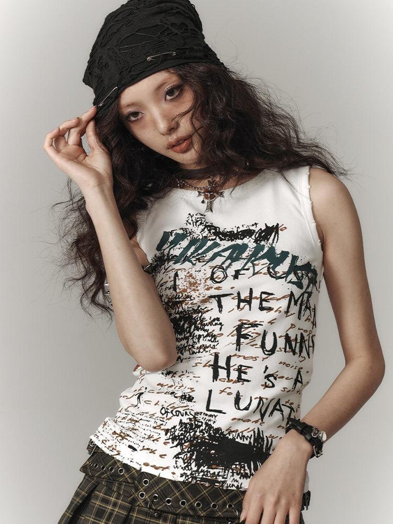 YUKAHOUSE Vintage Punk Letter Print Women's 95 Percent Cotton 5 Percent Spandex Tank Tops