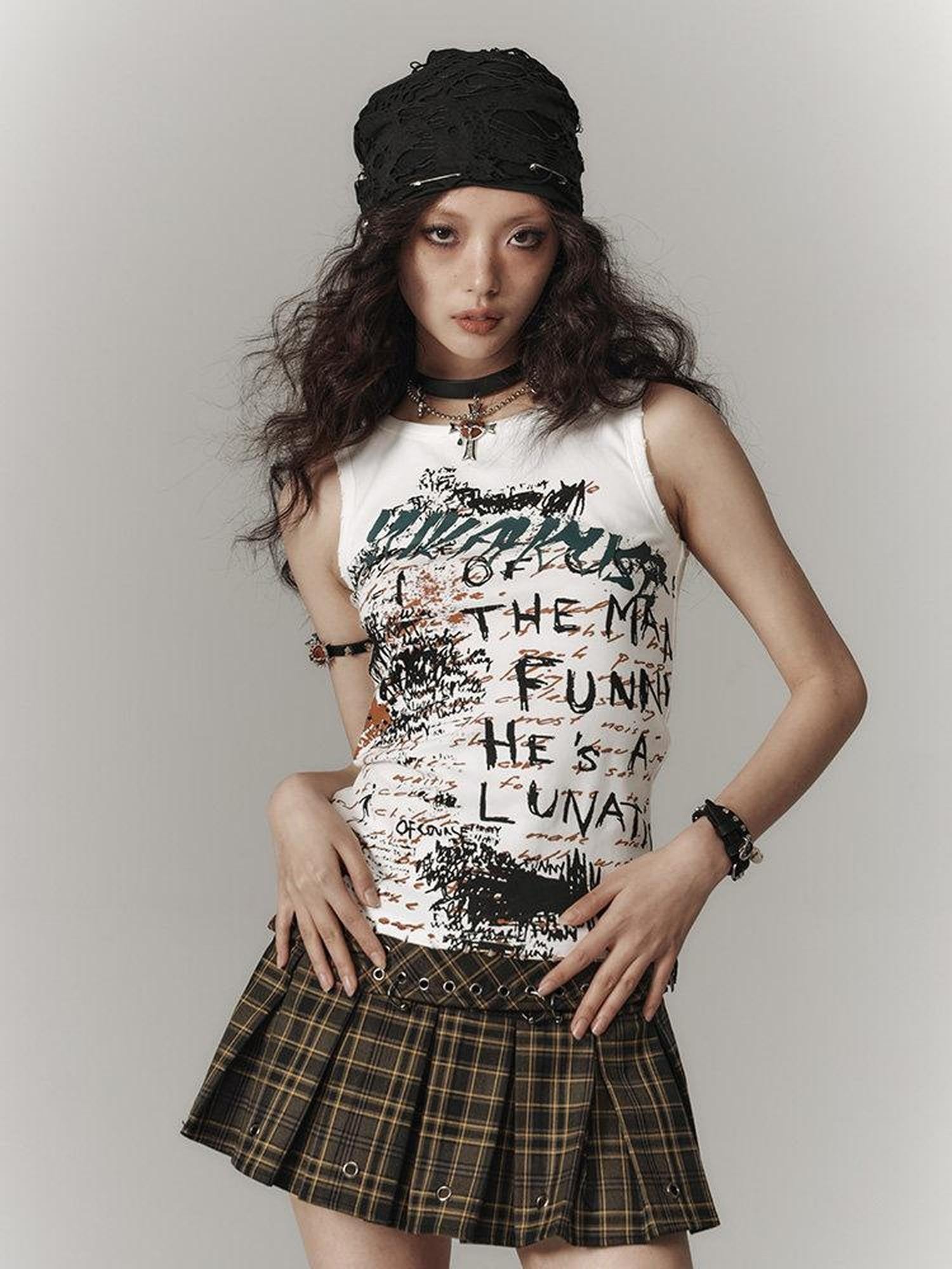 YUKAHOUSE Vintage Punk Letter Print Women's 95 Percent Cotton 5 Percent Spandex Tank Tops