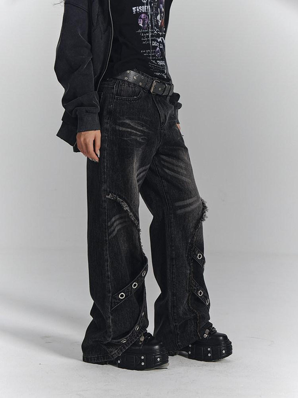 YUKAHOUSE Washed Black Frayed 3d Embellished Punk Women's Cotton Straight-leg Jeans
