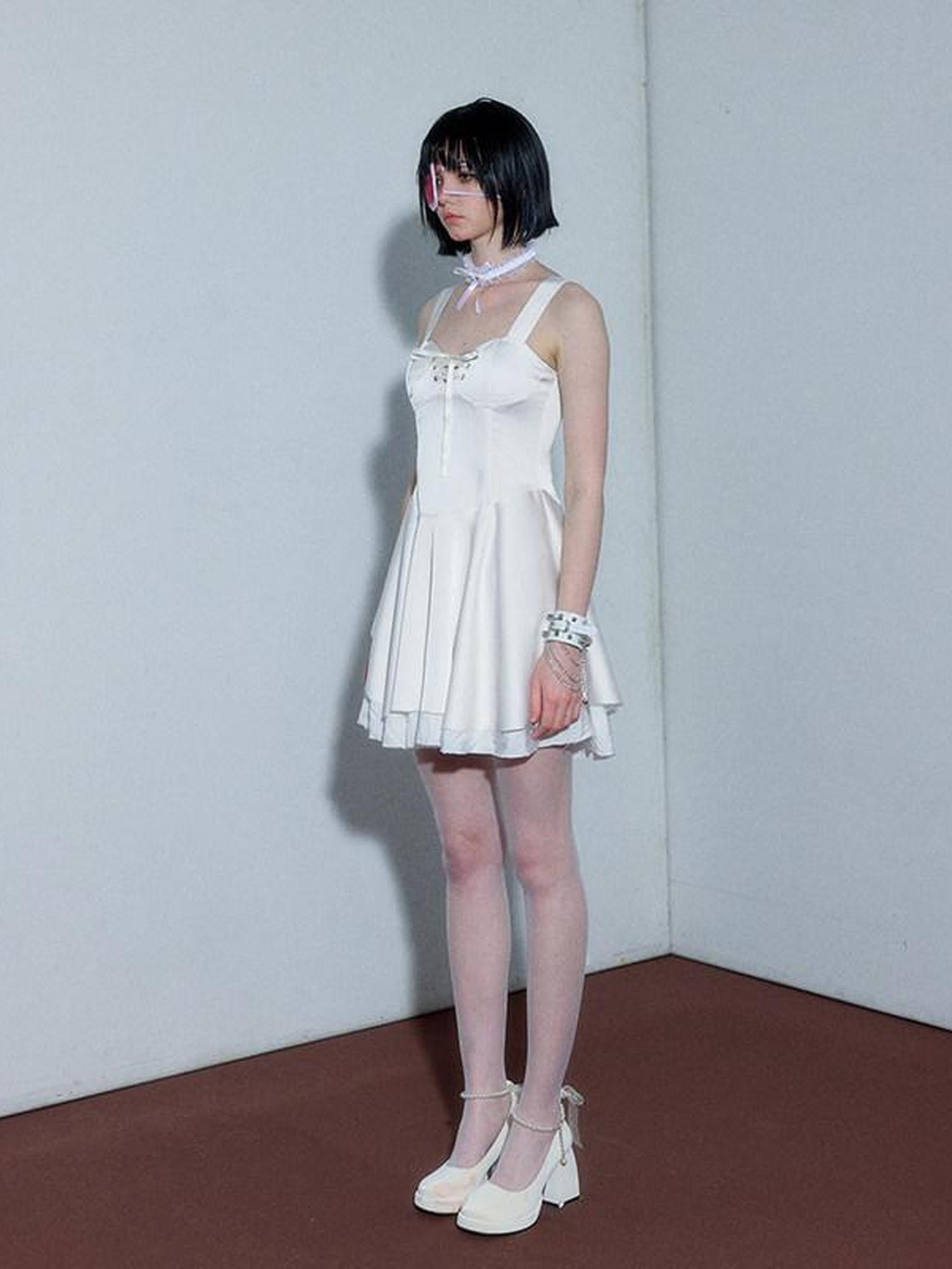 YUKAHOUSE White Tie Waist A Line Sleeveless Women's Polyester Slip Mini Dresses