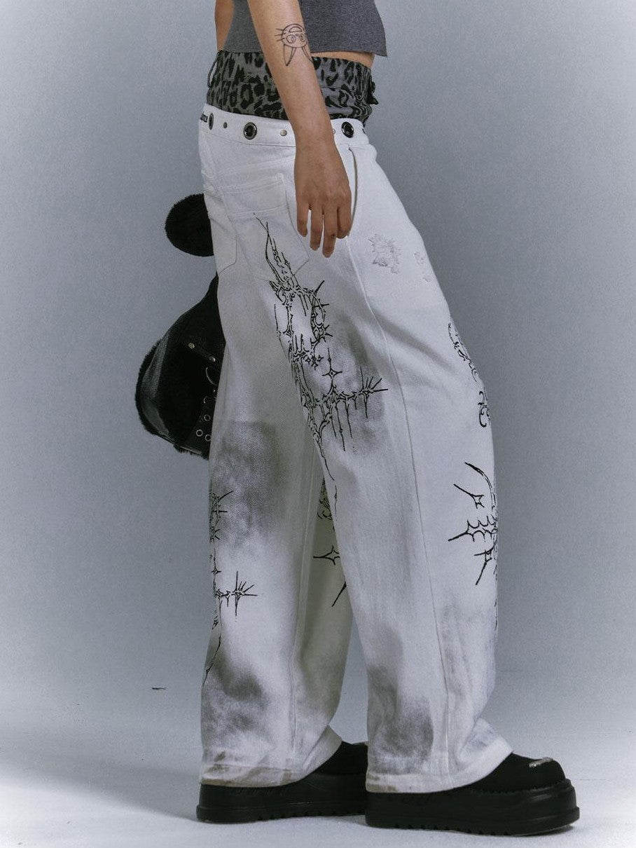 YUKAHOUSE White Vintage Graffiti Distressed Women's Denim Straight-leg Jeans
