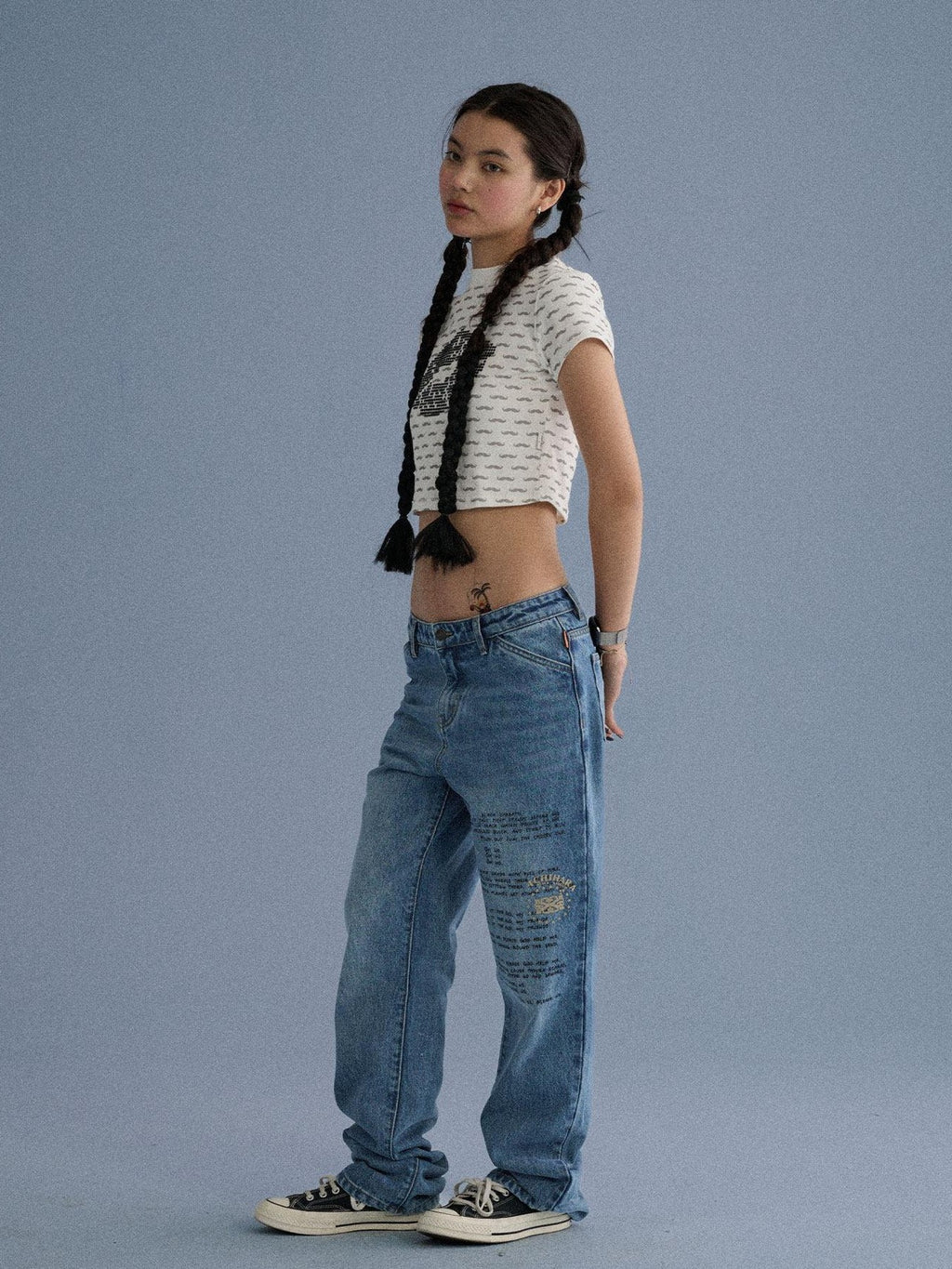 Achihara Mustache And Lip Print Rhinestone Slim Fit Women'S Cotton Crop Tops