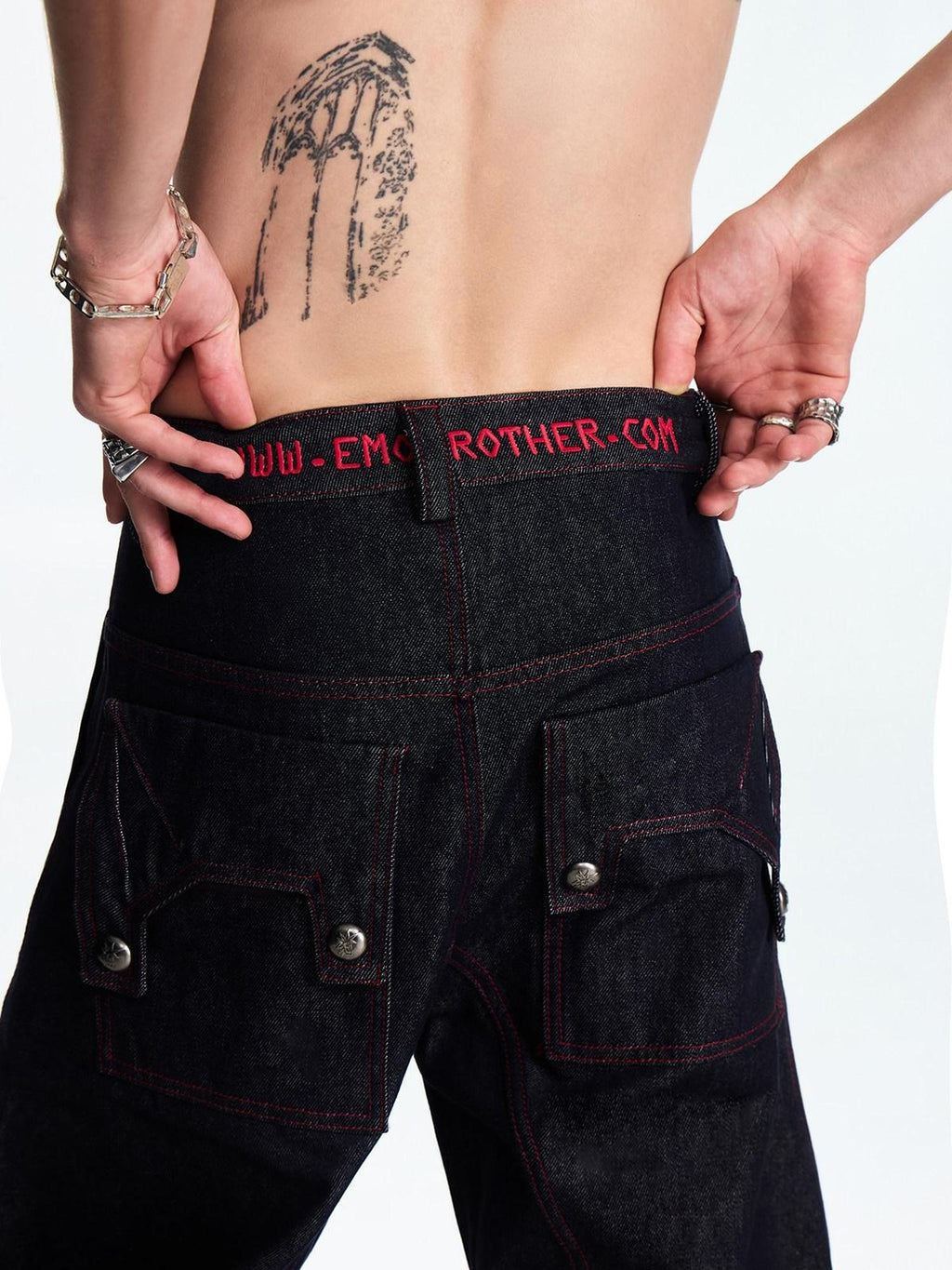 EMOBROTHER Embroidered Patch Mid Rise Baggy American Denim Cotton Wide-Leg Jeans