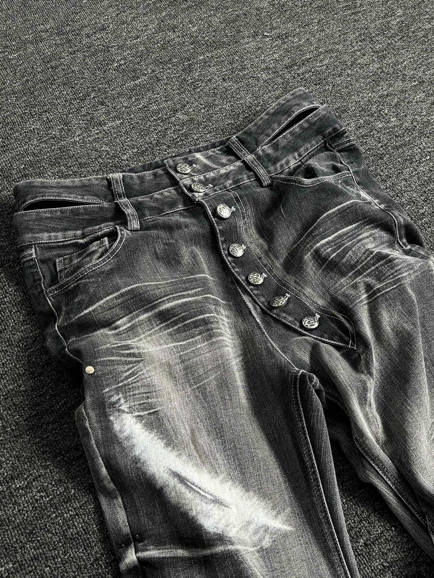 PAIKI High Stretch Washed Whisker Rivet Low Rise Loose Fit Casual Denim Straight Jeans